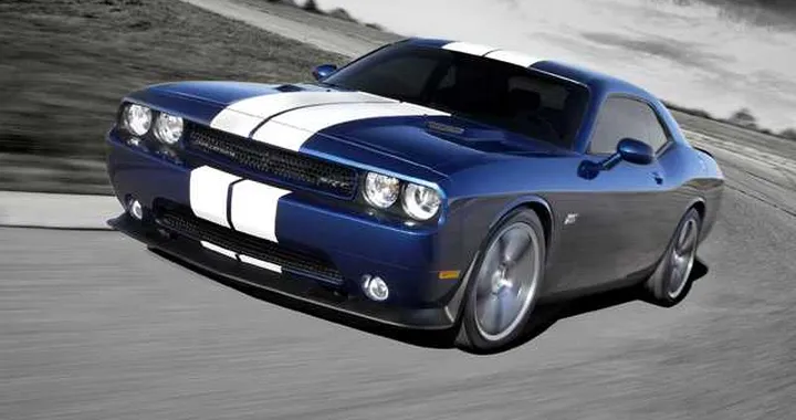 Dodge Challenger SRT8 2014: il V8 HEMI avrà 640 CV