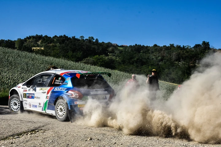25° Rally Adriatico: Peugeot pronta alla difesa del comando