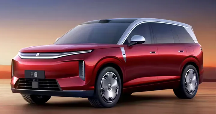 BYD Great Tang: SUV elettrico di lusso da 5,3 m e ricarica 1000 kW