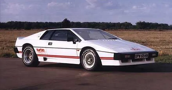 Lotus Esprit, un classico senza tempo