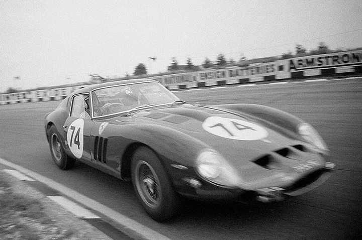 Pirelli Stelvio Corsa per Ferrari 250 GTO: immagini ufficiali