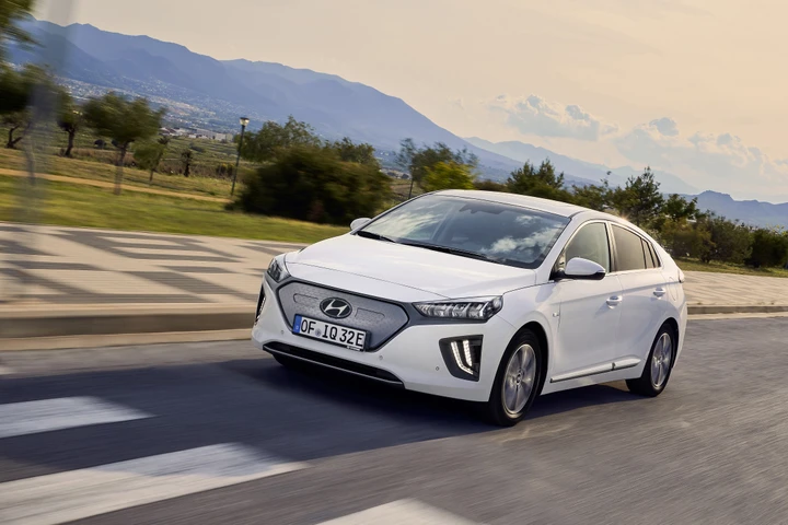 Auto elettriche: Hyundai sceglie la ricarica di Enel X