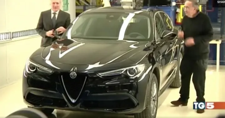 Alfa Romeo Stelvio: ecco la versione normale