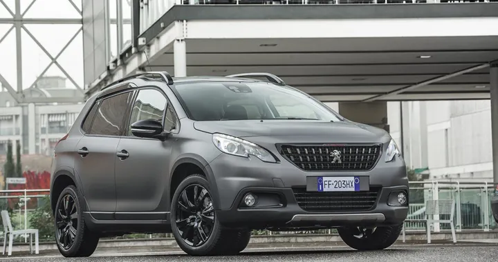 Peugeot 2008 Black Matt: look opaco per non passare inosservati