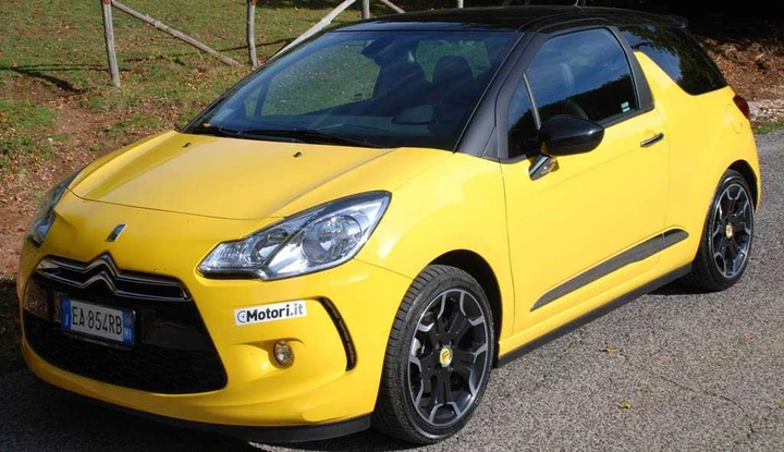 Citroën DS3 1.6 turbo THP Sport Chic in prova