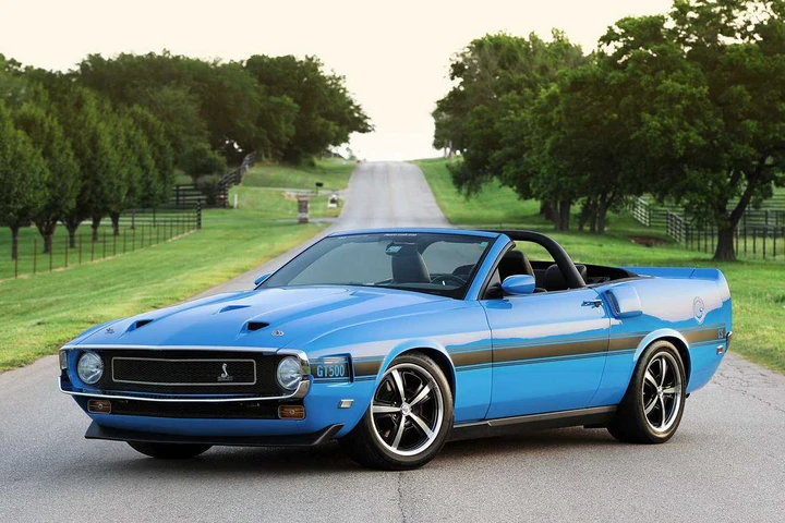 Tuning rétro: Retrobuilt Ford Shelby GT500 1969