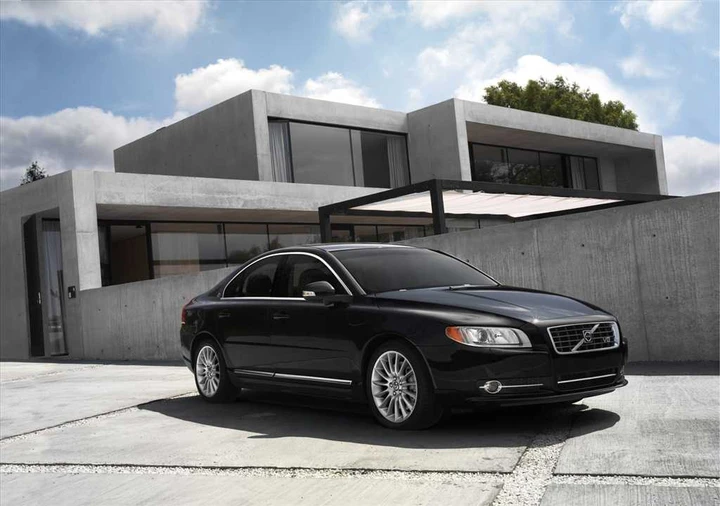 VOLVO S80