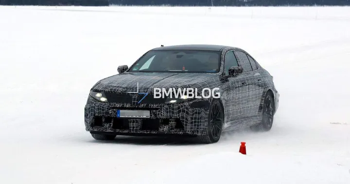BMW M5, la potente tedesca è pronta al lifting