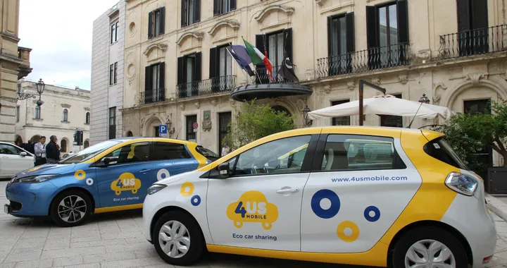 Renault: 50 ZOE per la flotta 4USMobile in Salento