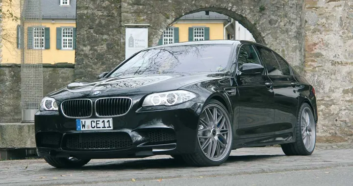 Manhart MH5 S-Biturbo: tuning su base Bmw M5
