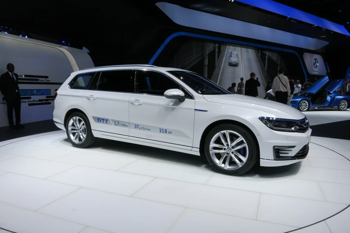 Tante novità allo stand VW al Salone di Parigi  2014