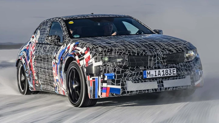 BMW osa: la M3 diventa elettrica senza perdere il suo DNA