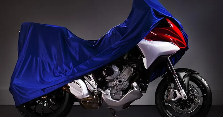 Come proteggere la moto d'inverno? I consigli utili