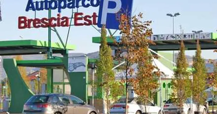 Autoparco per mezzi pesanti a Brescia