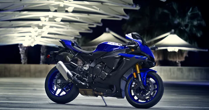 Yamaha R1: aggiornamenti per omologazione Euro 5