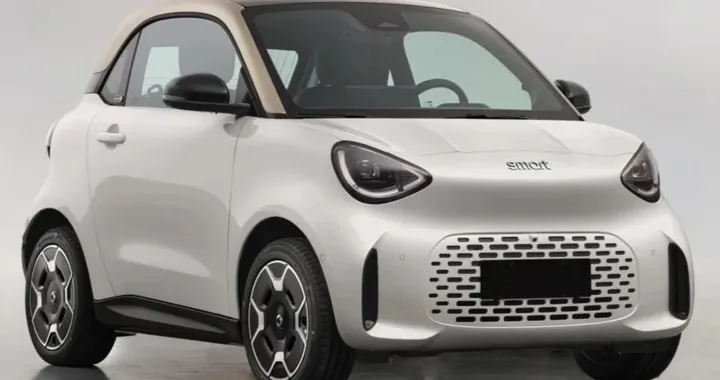 Nuova Smart #2: 2,75 metri, 80 CV e prezzo sotto 22.500 euro
