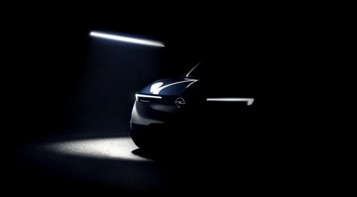 Opel: nuovo modello anticipato da un teaser?