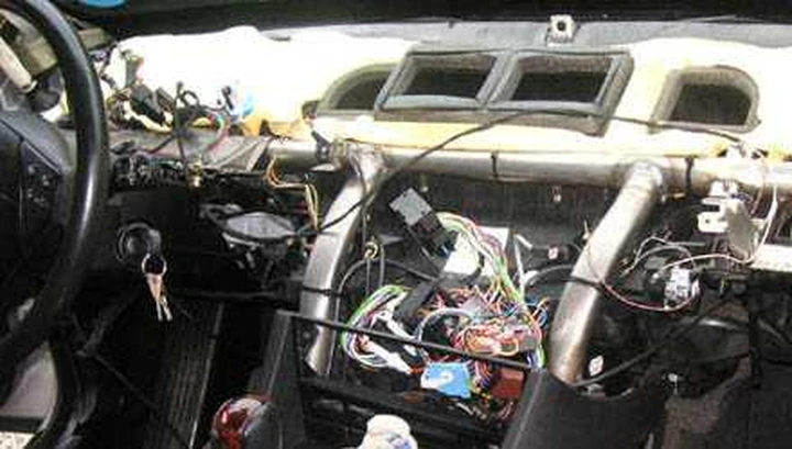 Scatola nera sulle auto: Matteoli dice sì