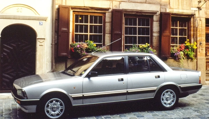 Peugeot 505: l’ultimo modello della Casa francese con trazione posteriore