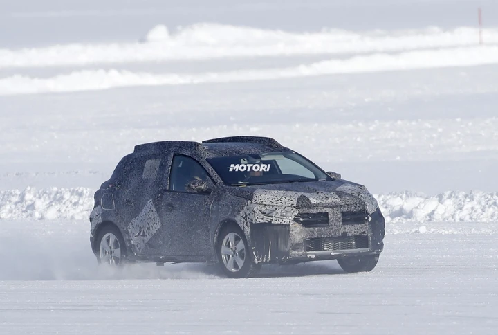 Dacia Sandero Stepway, le foto spia