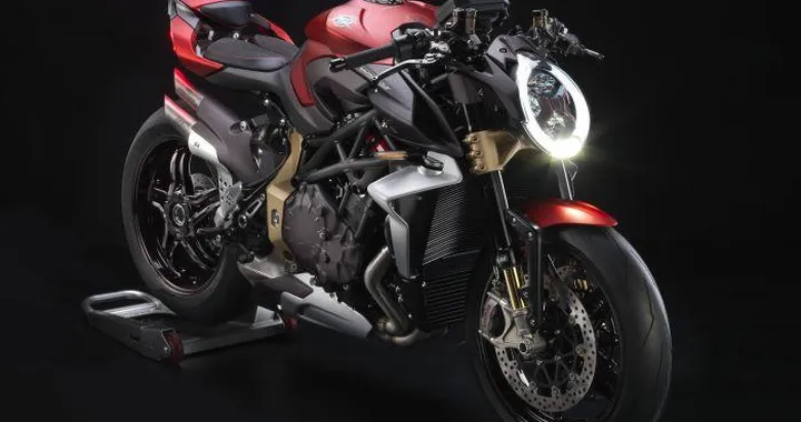 MV Agusta Brutale 1000 Serie Oro ad EICMA 2018
