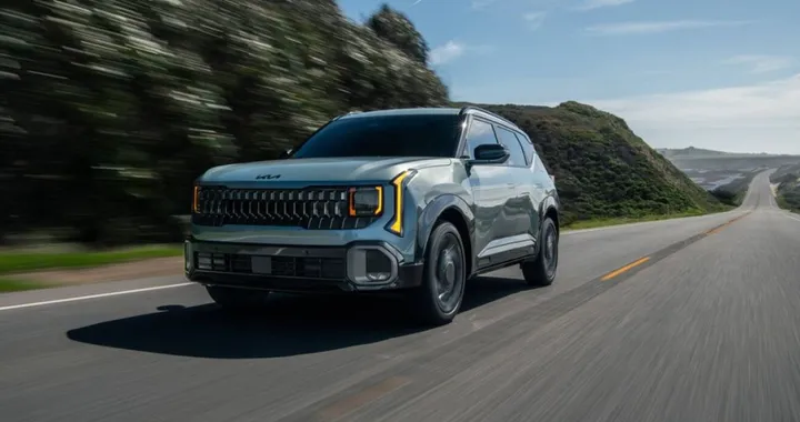 Kia Seltos 2026: arriva l’ibrido HEV e più spazio a bordo