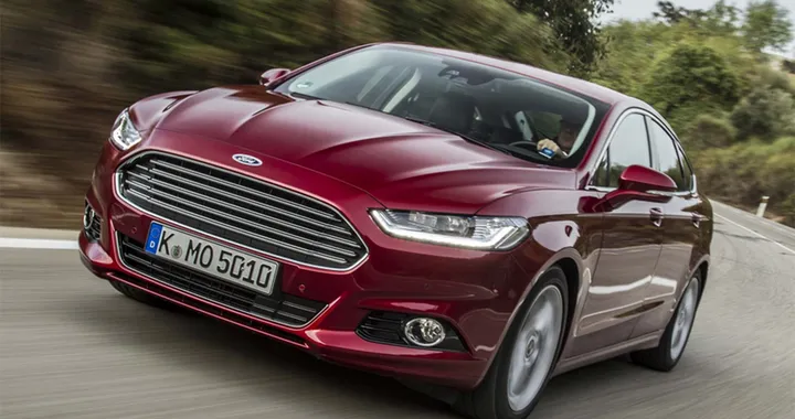 Ford: allo studio i fari del futuro