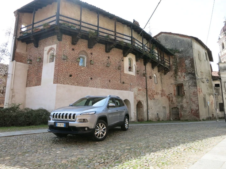 Jeep Cherokee Longitude 2014, primo contatto