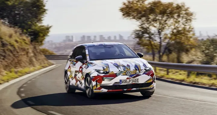 Volkswagen punta sull’elettrico: addio alle compatte a benzina