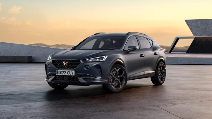 Cupra Formentor 2023 restyling: novità sul SUV coupé sportivo