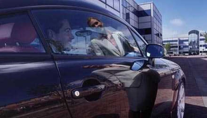 Auto nuove: emissioni di CO2 in discesa