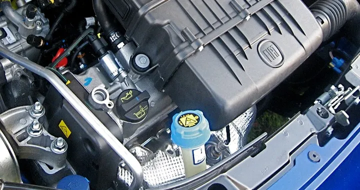 Liquido refrigerante: cos’è e quando va sostituito