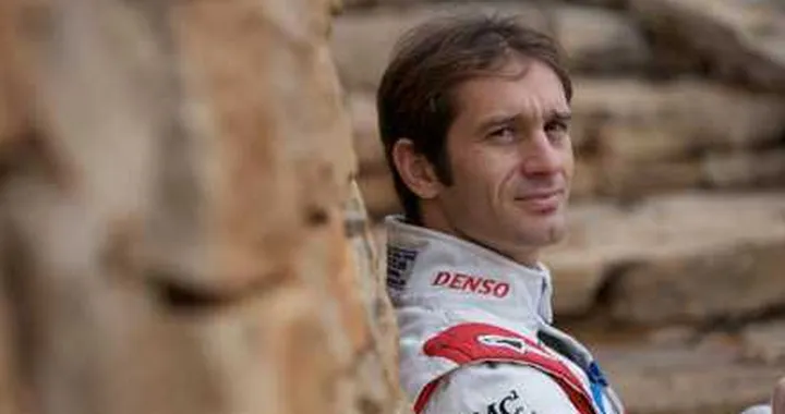 Jarno Trulli in visita nell'Abruzzo devastato dal terremoto