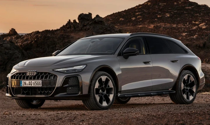 Nuova Audi A6 Allroad 2026: più larga di 11 cm e ora anche plug-in