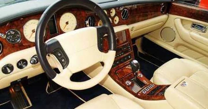 Rolls-Royce e Bentley abbassano il tiro?