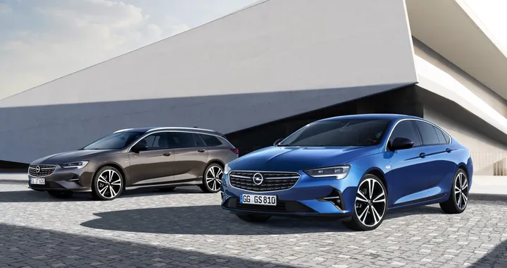 Opel Insignia: il restyling con i fari IntelliLux Led Pixel