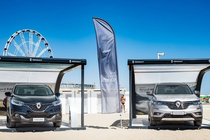 Renault: la gamma crossover al Vertical Summer Tour 2017