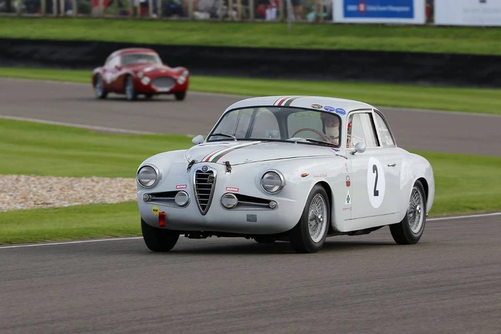 Milano AutoClassica 2025: Alfa Romeo d'eccezione, la 044S e il tributo al cinema