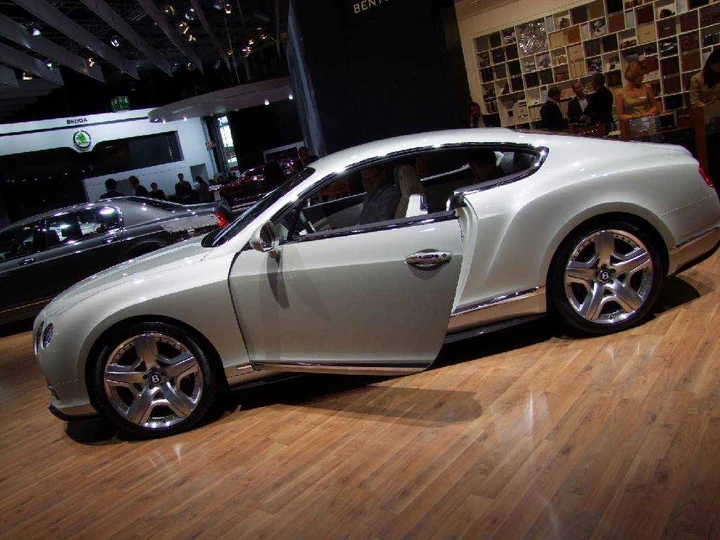 Stand Bentley - Francoforte 2011