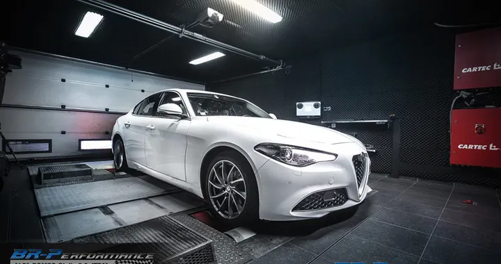 Alfa Romeo Giulia 2.2 JTDM by BR-Performance