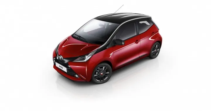 Toyota Aygo X-CITE Red Edition: prezzo da 11.700 euro