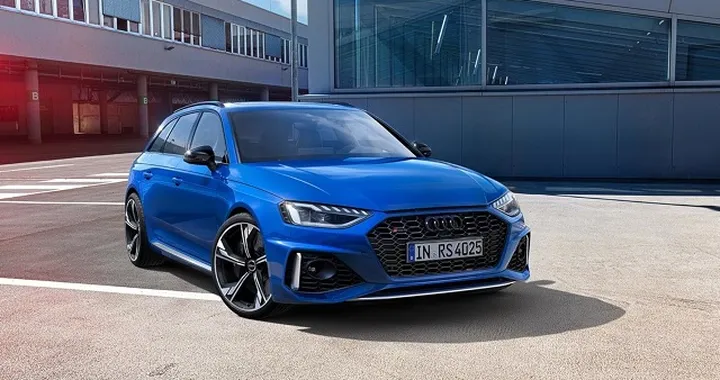 Audi, nuovo allestimento RS 25 Years: dotazioni e prezzi