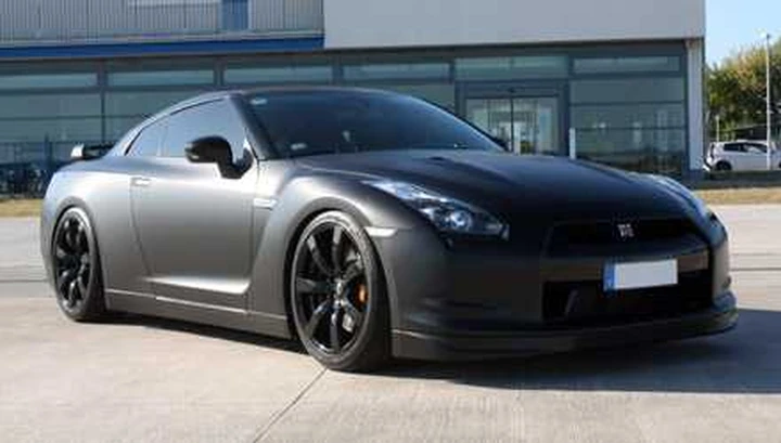 Nissan GT-R Black Edition Avus Performance: una Batmobile da 580 CV
