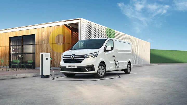 Nuovo Renault Trafic Van E-Tech Electric: debutta il nuovo furgone 100% elettrico [FOTO]