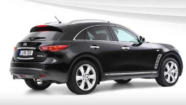 Infiniti FX30d: sfida aperta contro X5 e ML