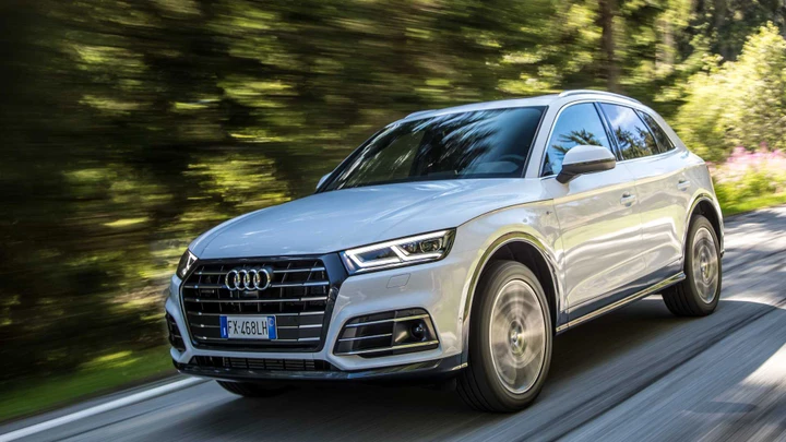 Audi Q5 TFSI e quattro S tronic: le immagini ufficiali