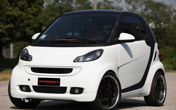 Smart by Romeo Ferraris: la citycar si fa più racing