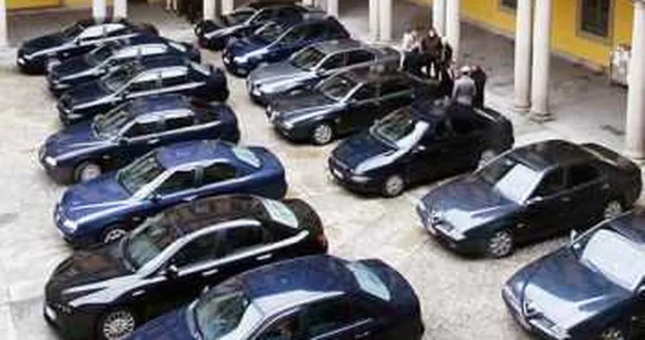 La Corte dei Conti risparmia sulle auto blu
