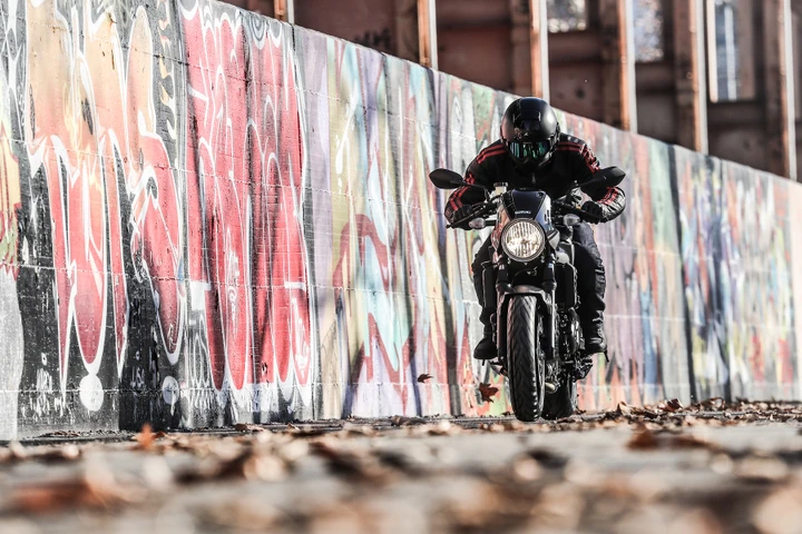 Suzuki SV650X e SV650X-TER: pronte al debutto