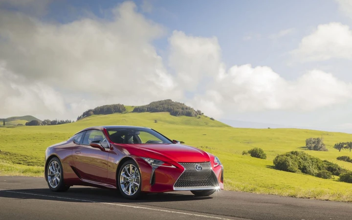 Lexus LC Coupé Model Year 2021: immagini ufficiali